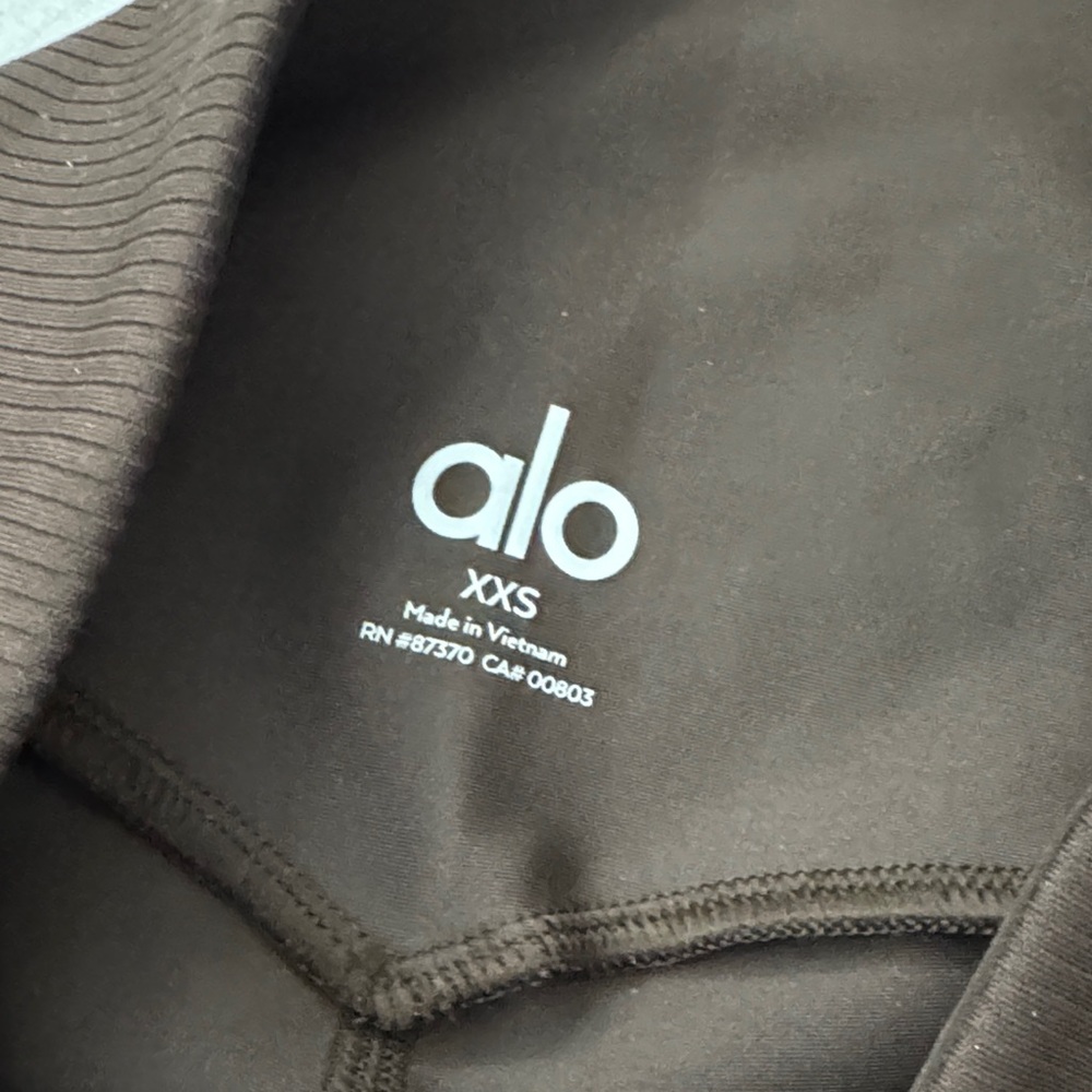Women's Alo Air-lift Leggings - Picture 5 of 7